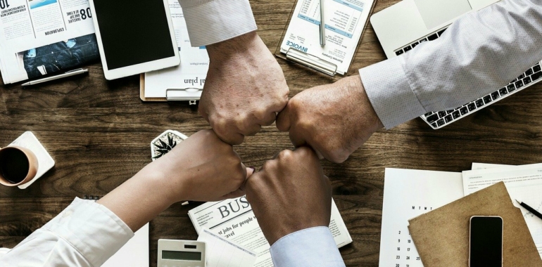 Contratación de autónomos a sus familiares